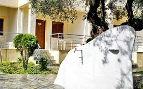 Chouzourakis Studios